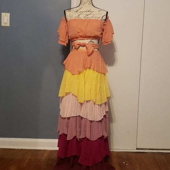 L'ATIDTE two piece multitierd skirt set - Picture 4 of 5